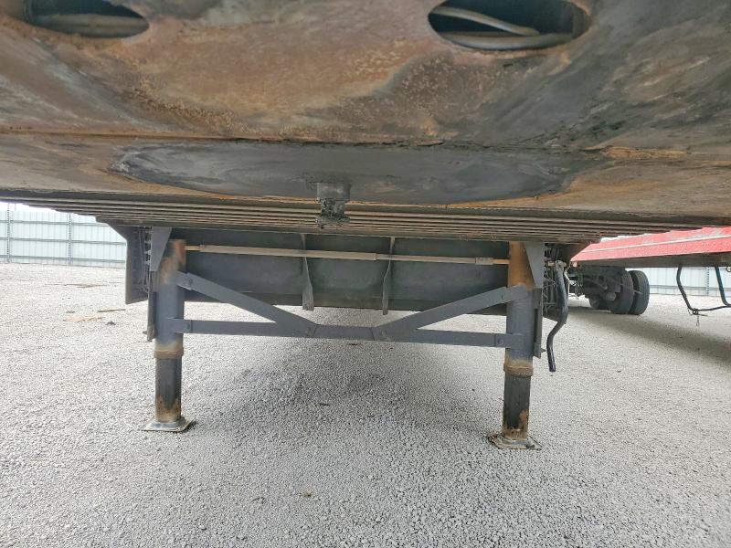 52432046 :رقم المزاد ، 1S12E9535DE526449 vin ، 2013 Strick Trailers Trailers مزاد بيع