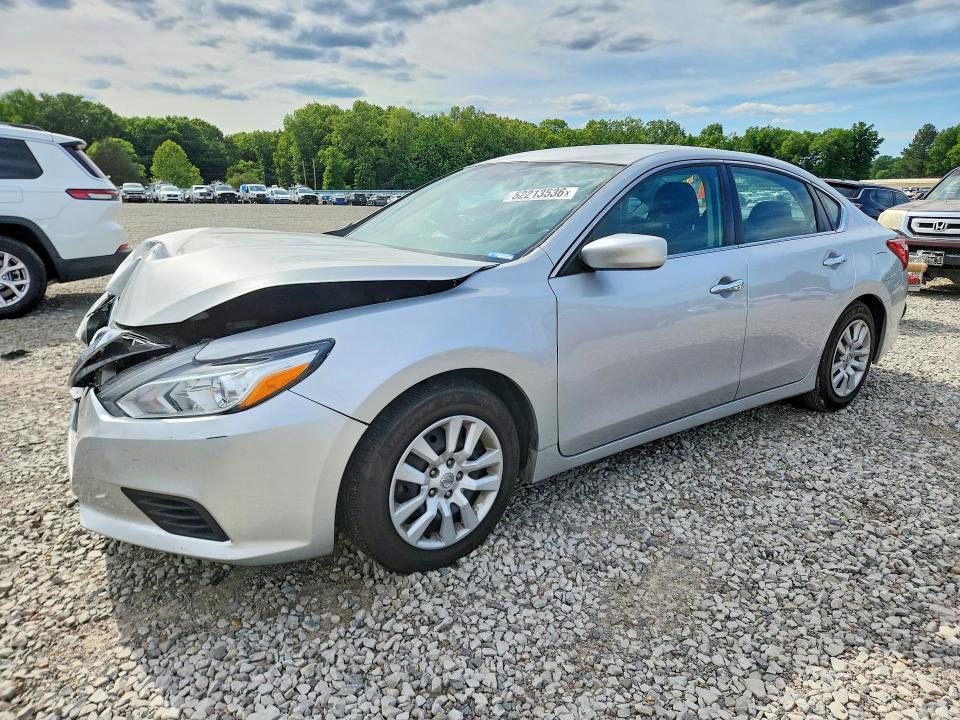 2017 Nissan Altima მანქანა იყიდება აუქციონზე, vin: 1N4AL3AP2HC191879, აუქციონის ნომერი: 52213536