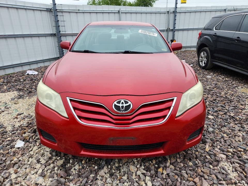 53829076 :رقم المزاد ، 4T1BK3EK9BU121647 vin ، 2011 Toyota Camry مزاد بيع
