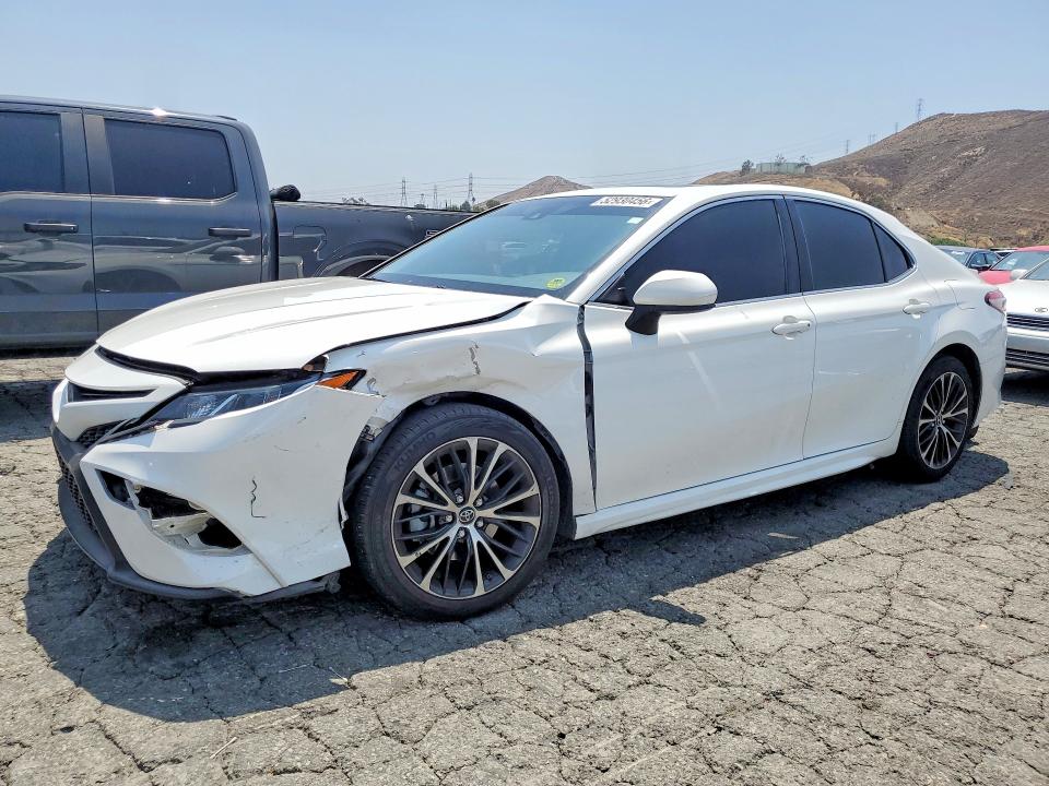 52930456 :رقم المزاد ، JTNB11HK8J3039867 vin ، 2018 Toyota Camry مزاد بيع