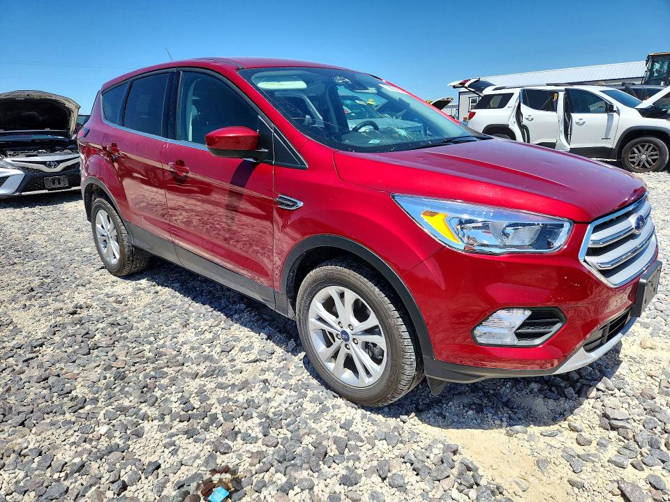 53094186 :رقم المزاد ، 1FMCU9GD0KUA18973 vin ، 2019 Ford Escape مزاد بيع