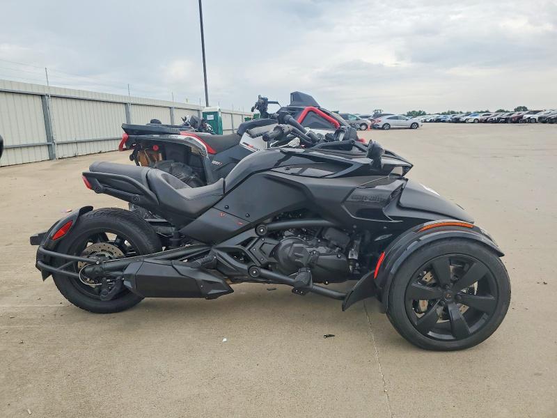 54402936 :رقم المزاد ، 2BXRDDD47MV000015 vin ، 2021 Can-am Spyder Roadster مزاد بيع
