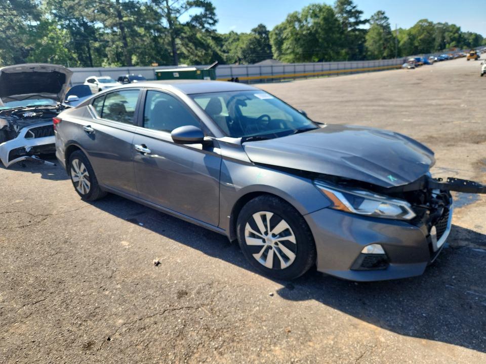 79088905 :رقم المزاد ، 1N4BL4BV9LC169152 vin ، 2020 Nissan Altima مزاد بيع