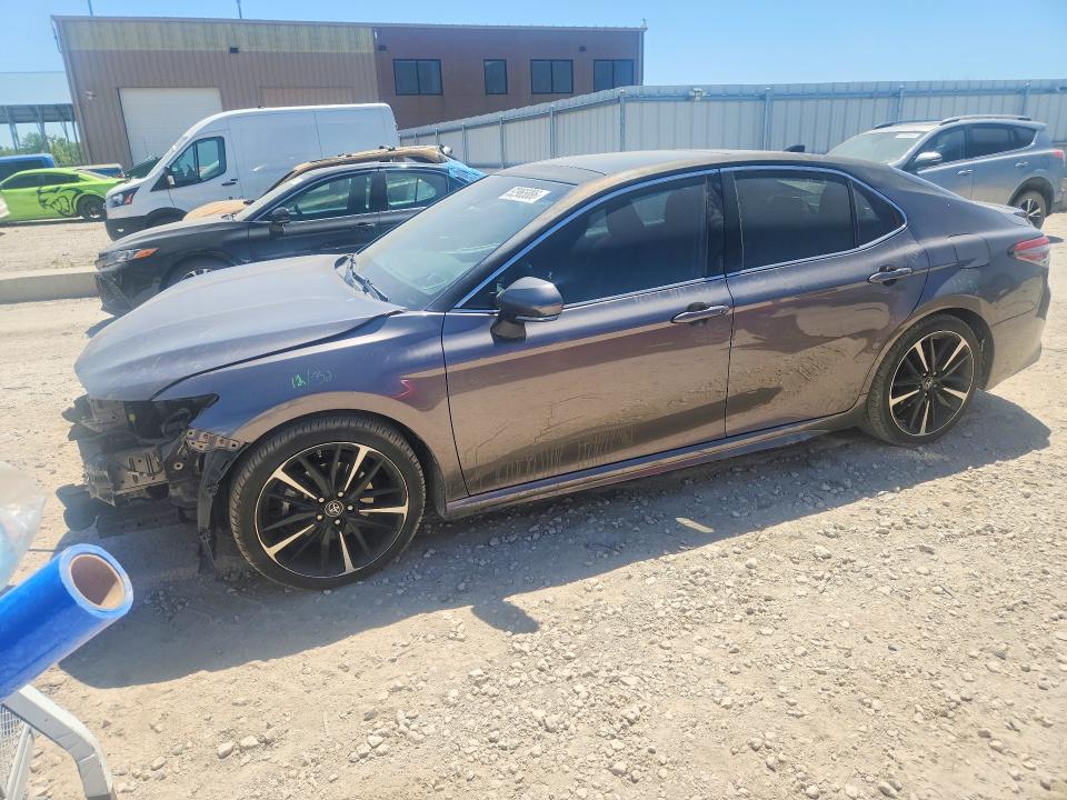 2018 Toyota Camry მანქანა იყიდება აუქციონზე, vin: 4T1BZ1HK3JU003653, აუქციონის ნომერი: 52965886