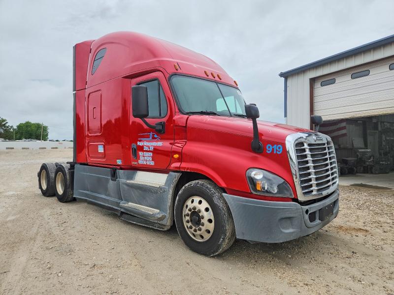 52863916 :رقم المزاد ، 1FUJGLDR5HLHM7660 vin ، 2017 Freightliner Cascadia 125 مزاد بيع