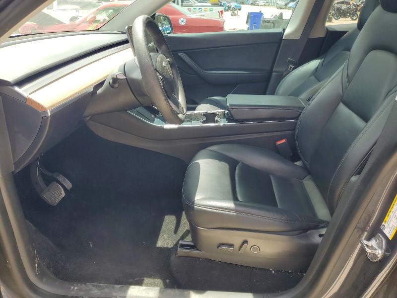 52506416 :رقم المزاد ، 5YJYGDEE8MF086756 vin ، 2021 Tesla Model Y مزاد بيع