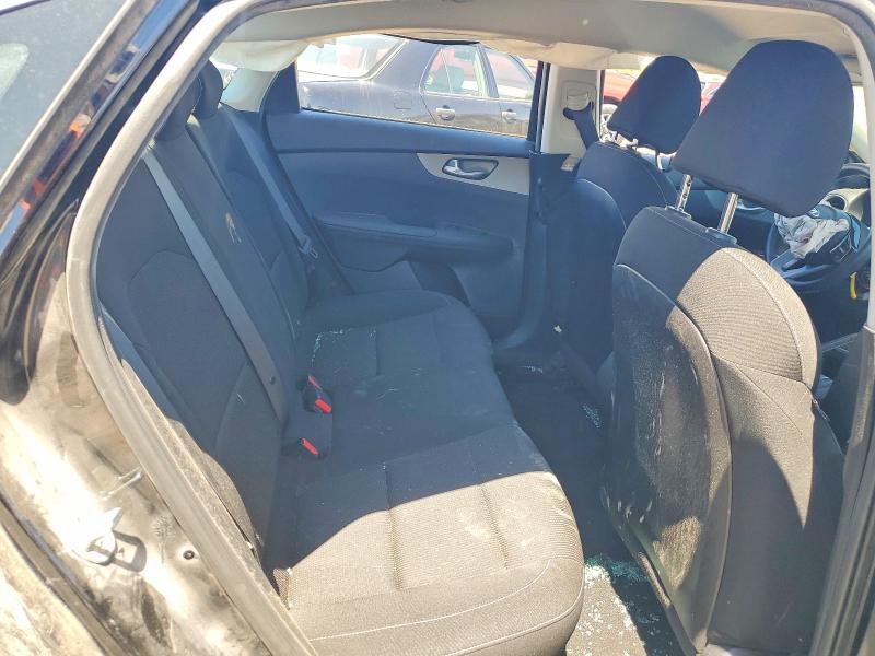 52186946 :رقم المزاد ، 3KPF24AD0ME394920 vin ، 2021 Kia Forte مزاد بيع