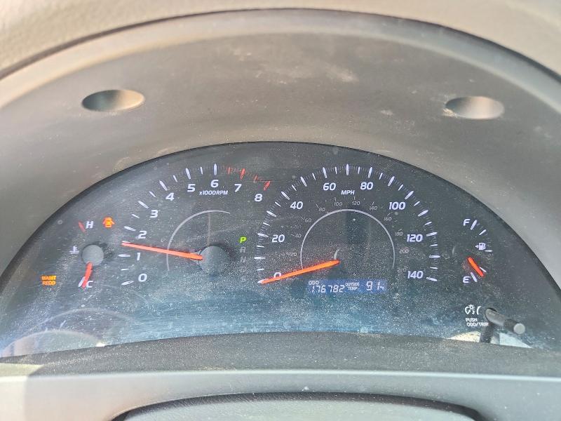 55431566 :رقم المزاد ، 4T4BF3EK4AR031962 vin ، 2010 Toyota Camry مزاد بيع