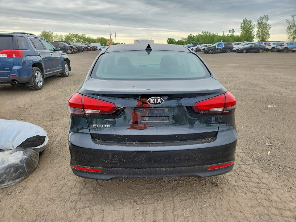 2018 Kia Forte მანქანა იყიდება აუქციონზე, vin: 3KPFL4A7XJE181430, აუქციონის ნომერი: 55320166