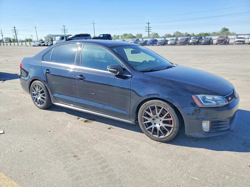 Продажа на аукционе авто 2014 Volkswagen Jetta, vin: 3VW4S7AJXEM214068, номер лота: 52239826