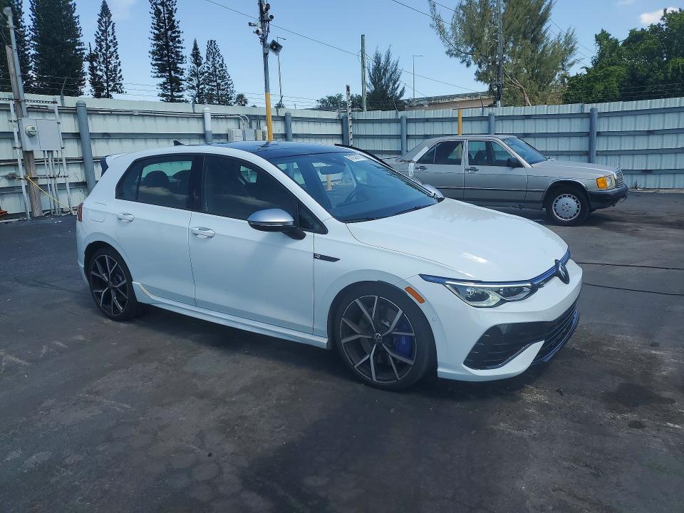 51633976 :رقم المزاد ، WVWEB7CD4RW128405 vin ، 2024 Volkswagen Golf R مزاد بيع