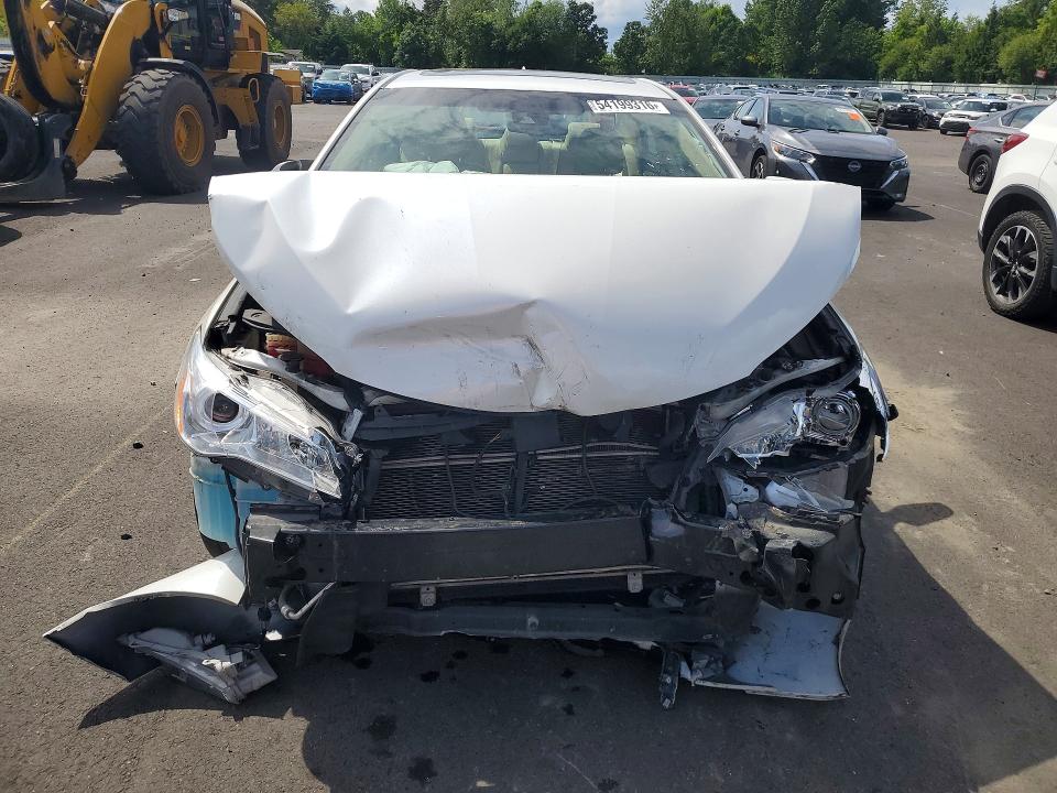 54199316 :رقم المزاد ، 4T1BD1FKXHU217583 vin ، 2017 Toyota Camry Hybrid مزاد بيع