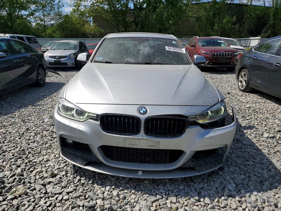 54104376 :رقم المزاد ، WBA8B7G52JNU95455 vin ، 2018 Bmw 340 مزاد بيع