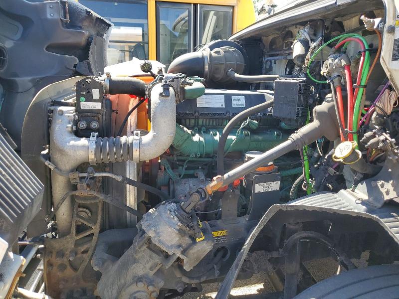 Auction sale of the 2021 Volvo 740, vin: 4V4WC9EH7MN259134, lot number: 52957696