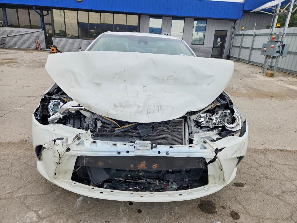 2015 Toyota Camry მანქანა იყიდება აუქციონზე, vin: 4T1BF1FK0FU912758, აუქციონის ნომერი: 54623966