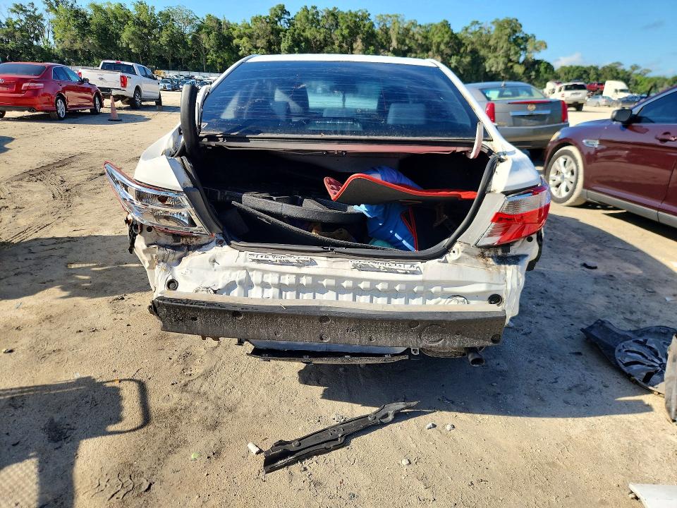 2015 Toyota Camry მანქანა იყიდება აუქციონზე, vin: 4T1BF1FK0FU107620, აუქციონის ნომერი: 53111136