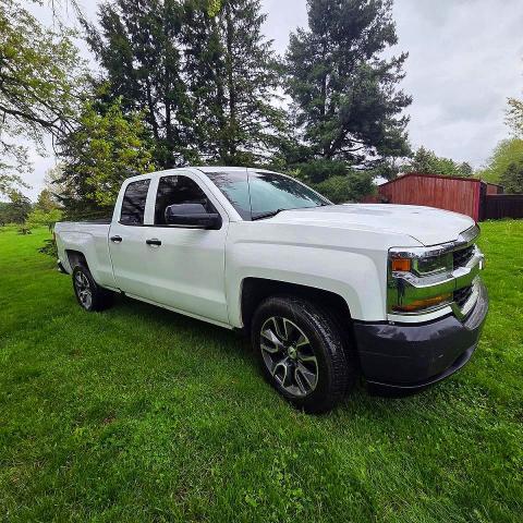 2018 Chevrolet 1500 Truck მანქანა იყიდება აუქციონზე, vin: 1GCRCNEH6JZ272690, აუქციონის ნომერი: 55082126