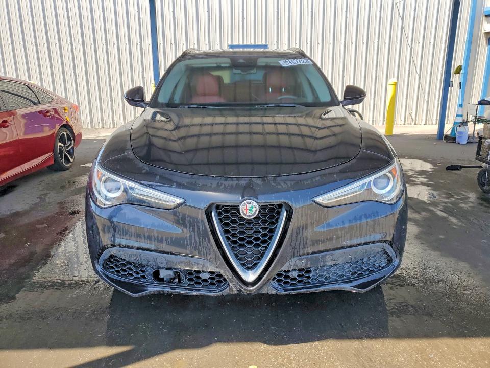 52088936 :رقم المزاد ، ZASPAJAN2K7C38879 vin ، 2019 Alfa Romeo Stelvio مزاد بيع