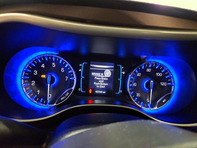 52224826 :رقم المزاد ، 2C4RC1BG4HR768368 vin ، 2017 Chrysler Pacifica مزاد بيع