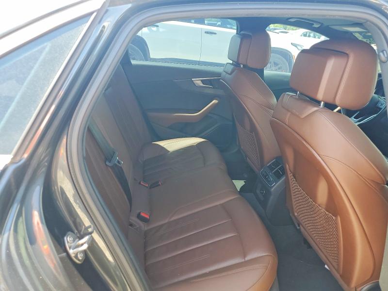51245206 :رقم المزاد ، WAUENAF42JA049779 vin ، 2018 Audi A4 مزاد بيع