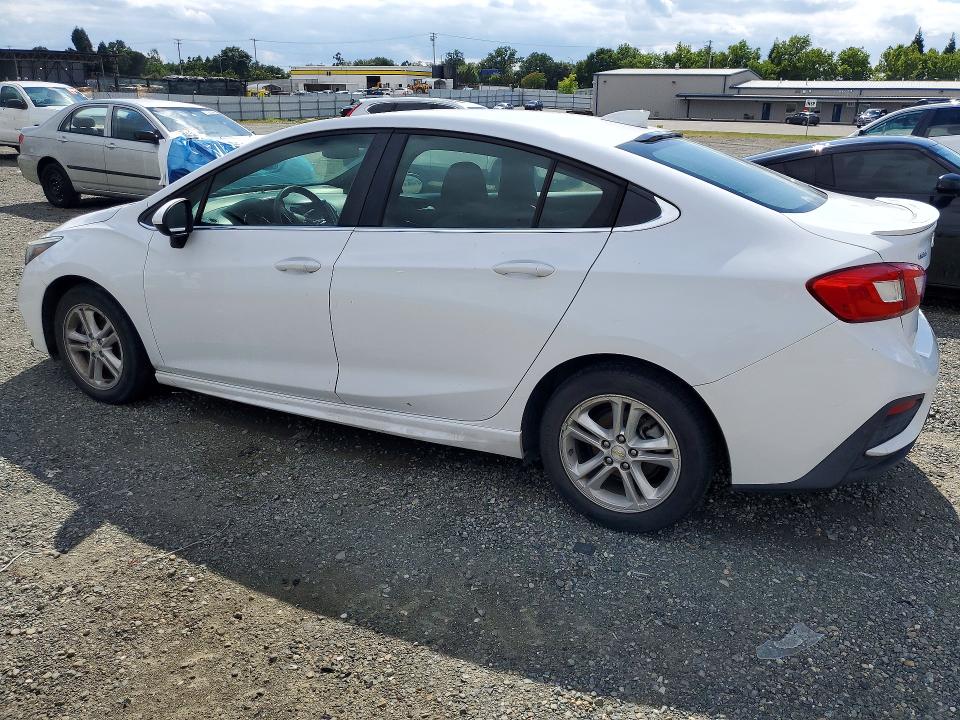 2018 Chevrolet Cruze მანქანა იყიდება აუქციონზე, vin: 1G1BE5SM1J7243938, აუქციონის ნომერი: 52350486