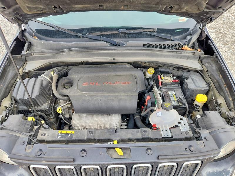 51901036 :رقم المزاد ، ZACCJBBB7HPF17662 vin ، 2017 Jeep Renegade مزاد بيع