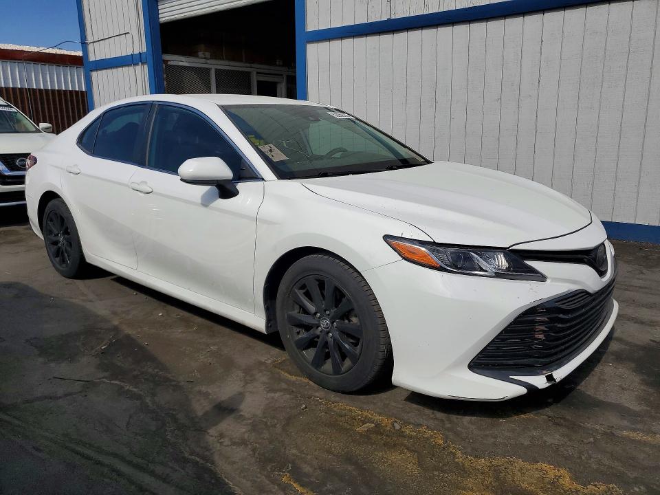 52959226 :رقم المزاد ، 4T1B11HKXKU248815 vin ، 2019 Toyota Camry مزاد بيع