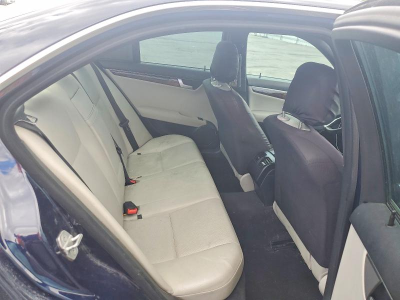 Продажа на аукционе авто 2012 Mercedes-benz C, vin: WDDGF4HBXCA629764, номер лота: 55044396
