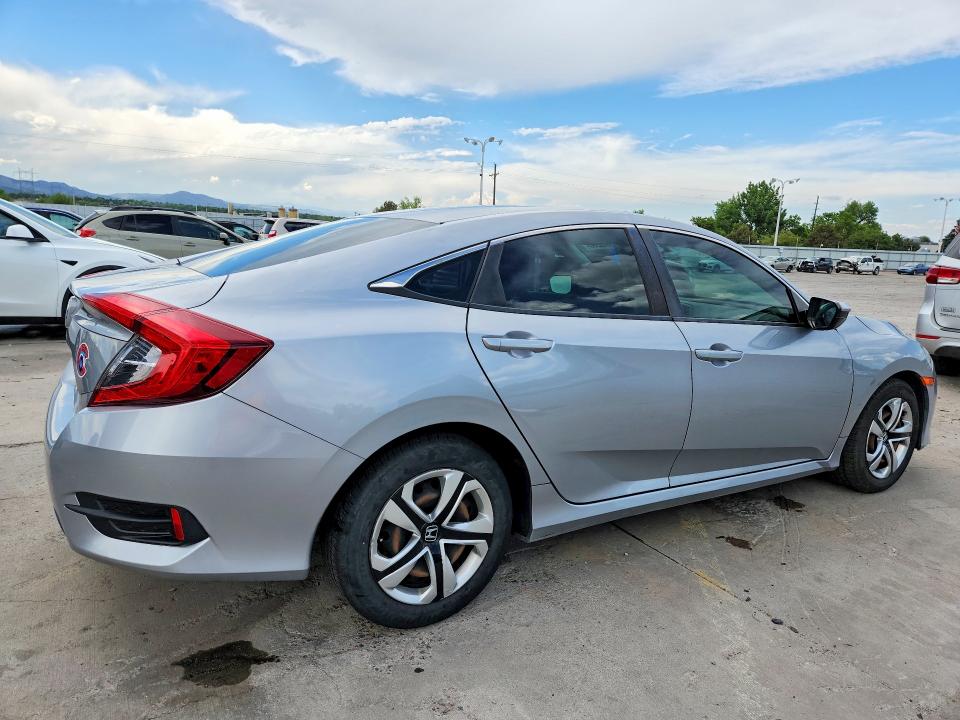 Продажа на аукционе авто 2017 Honda Civic, vin: 19XFC2F57HE081968, номер лота: 54905266