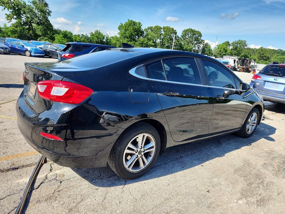 Продажа на аукционе авто 2017 Chevrolet Cruze, vin: 1G1BE5SM8H7259645, номер лота: 54796056