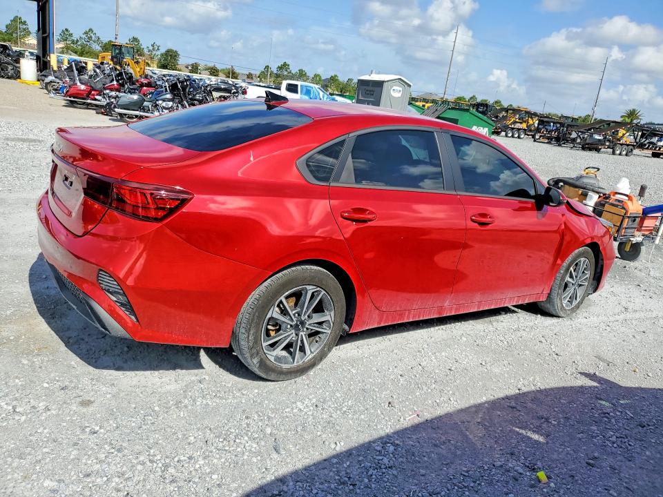 2024 Kia Forte მანქანა იყიდება აუქციონზე, vin: 3KPF24AD8RE790701, აუქციონის ნომერი: 54772526