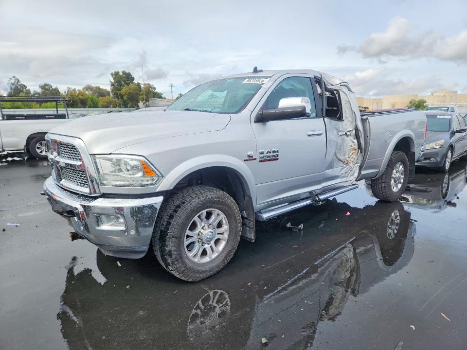 55206586 :رقم المزاد ، 3C63R3EL3JG271467 vin ، 2018 Ram 3500 مزاد بيع