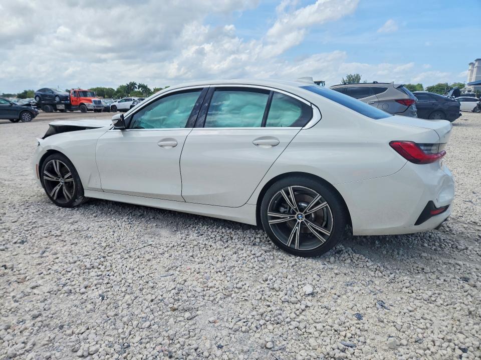 52443326 :رقم المزاد ، 3MW5R1J04M8B83721 vin ، 2021 Bmw 330i مزاد بيع