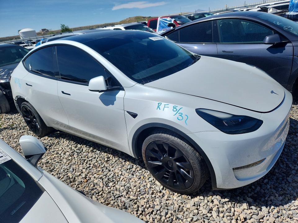 Продажа на аукционе авто 2022 Tesla Model Y, vin: 7SAYGAEE5NF523678, номер лота: 52359786