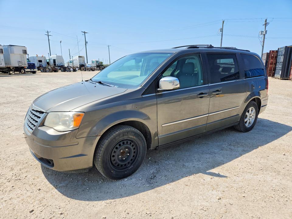 53736146 :رقم المزاد ، 2A4RR5DX0AR398975 vin ، 2010 Chrysler Town & Country مزاد بيع