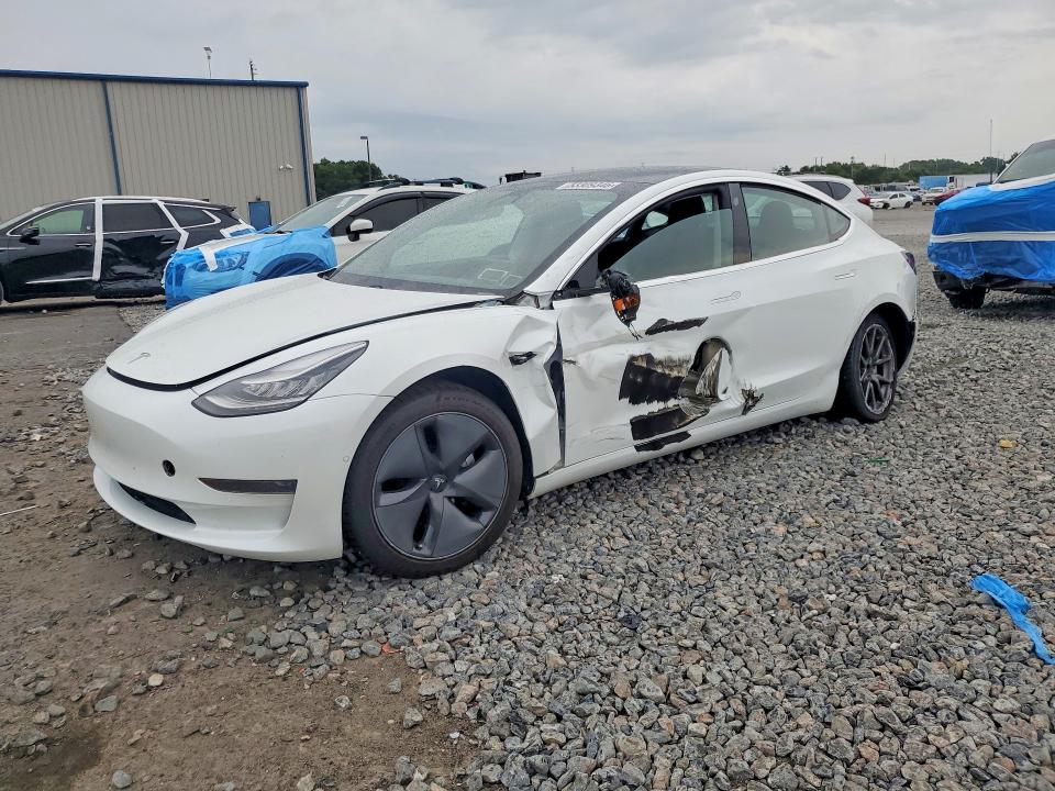 2020 Tesla Model 3 მანქანა იყიდება აუქციონზე, vin: 5YJ3E1EAXLF504986, აუქციონის ნომერი: 53309346