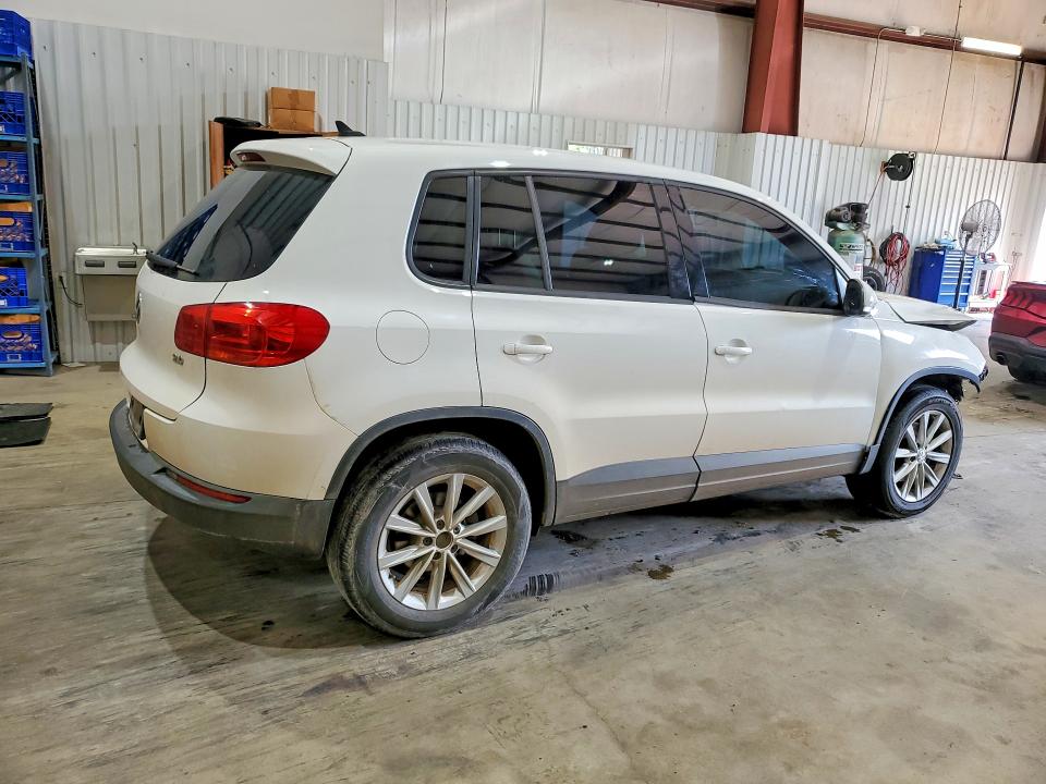 54665786 :رقم المزاد ، WVGAV3AX8EW541770 vin ، 2014 Volkswagen Tiguan مزاد بيع