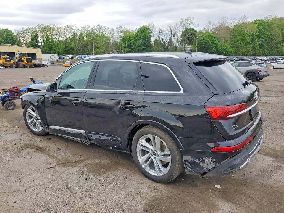 53064226 :رقم المزاد ، WA1LXBF74PD007667 vin ، 2023 Audi Q7 مزاد بيع