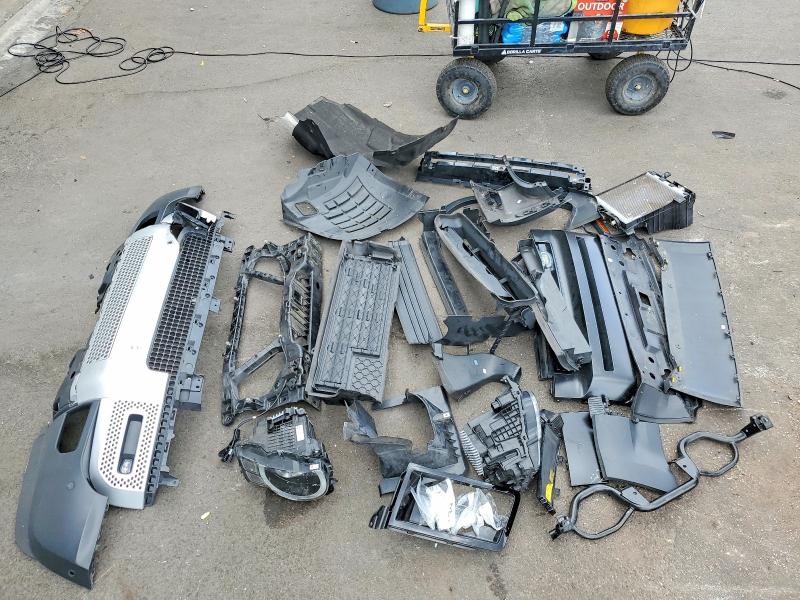 Продаж на аукціоні авто 2024 Land Rover Defender, vin: SALEJ7EX9R2284465, номер лоту: 55024166