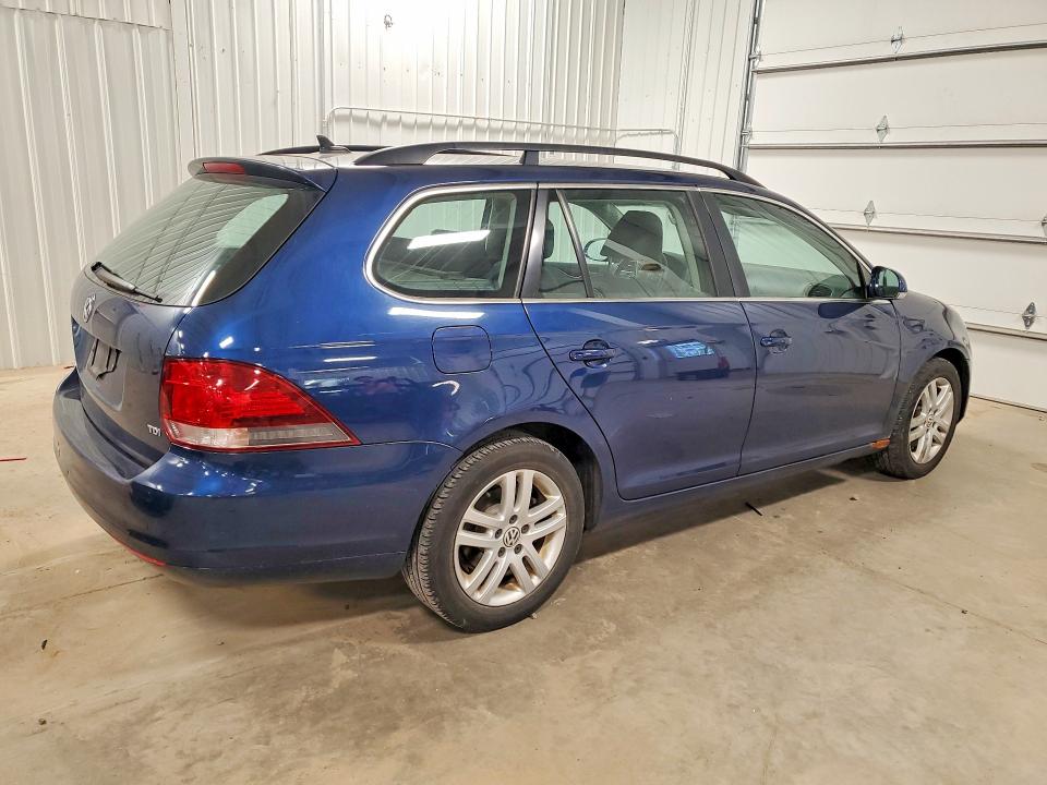 52397976 :رقم المزاد ، 3VWML7AJ0DM648110 vin ، 2013 Volkswagen Jetta مزاد بيع