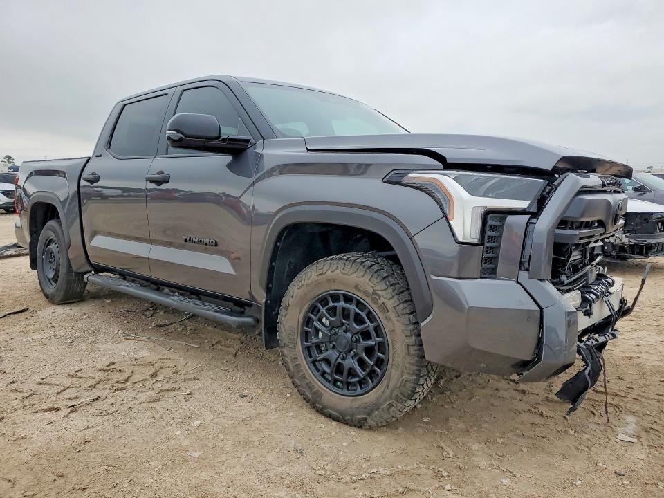 Продаж на аукціоні авто 2025 Toyota Tundra, vin: 5TFLA5DB4SX333492, номер лоту: 53801246