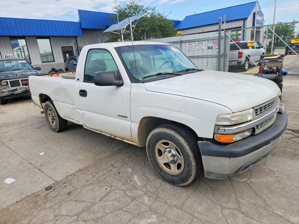 54801346 :رقم المزاد ، 1GCEC14W82Z152043 vin ، 2002 Chevrolet Silverado مزاد بيع