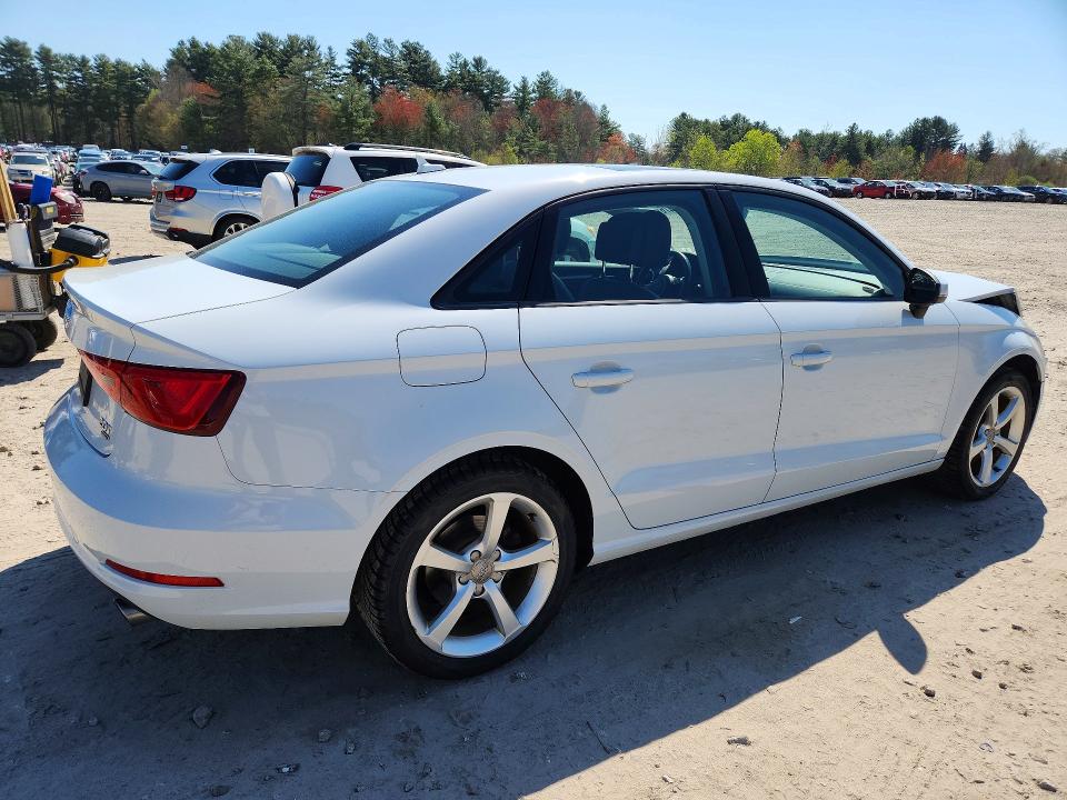 2015 Audi A3 მანქანა იყიდება აუქციონზე, vin: WAUBFGFF6F1009135, აუქციონის ნომერი: 52190476