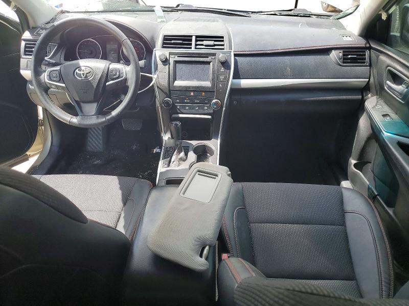 55117526 :رقم المزاد ، 4T1BF1FK4HU638001 vin ، 2017 Toyota Camry مزاد بيع