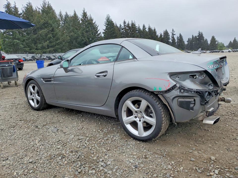 52266216 :رقم المزاد ، WDDPK4HAXCF036248 vin ، 2012 Mercedes-benz Slk مزاد بيع