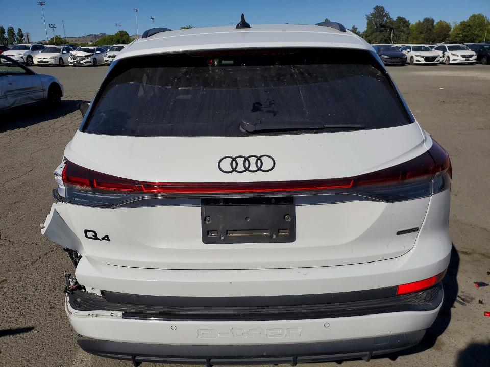 Продажа на аукционе авто 2024 Audi Q4 E-tron, vin: WA1MUBFZ3RP038666, номер лота: 54411666