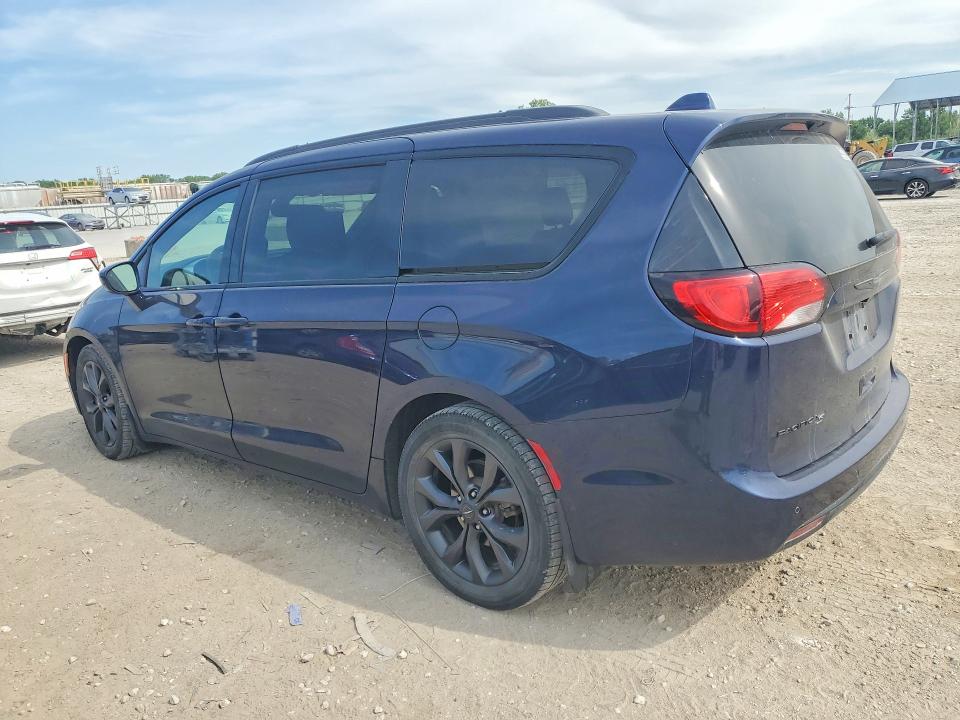 Продажа на аукционе авто 2018 Chrysler Pacifica, vin: 2C4RC1EGXJR321822, номер лота: 51971586