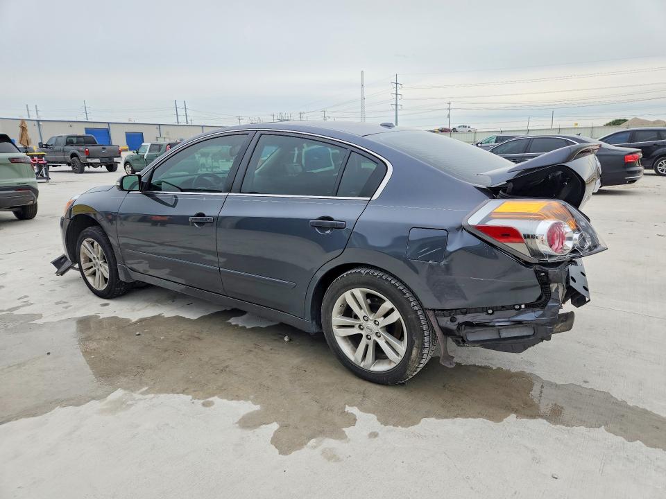 2011 Nissan Altima მანქანა იყიდება აუქციონზე, vin: 1N4BL2AP7BN451235, აუქციონის ნომერი: 52155846