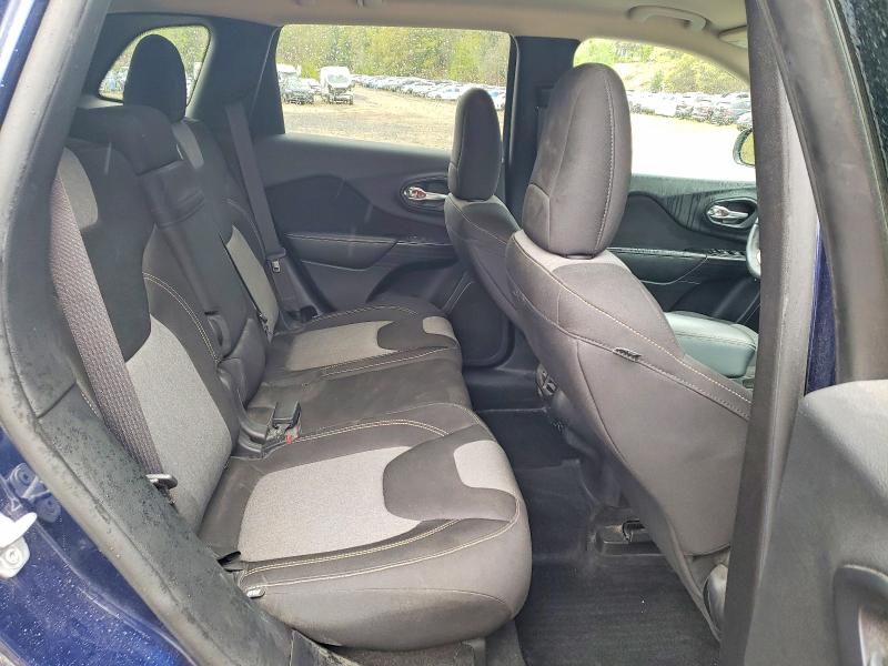 52506996 :رقم المزاد ، 1C4PJMCS8EW127678 vin ، 2014 Jeep Cherokee مزاد بيع