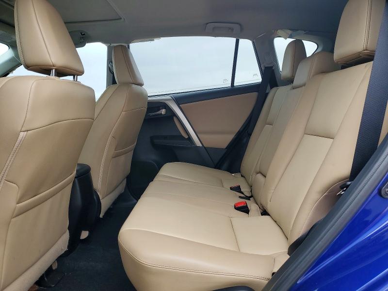Продажа на аукционе авто 2015 Toyota Rav 4, vin: 2T3YFREV2FW211506, номер лота: 52838596
